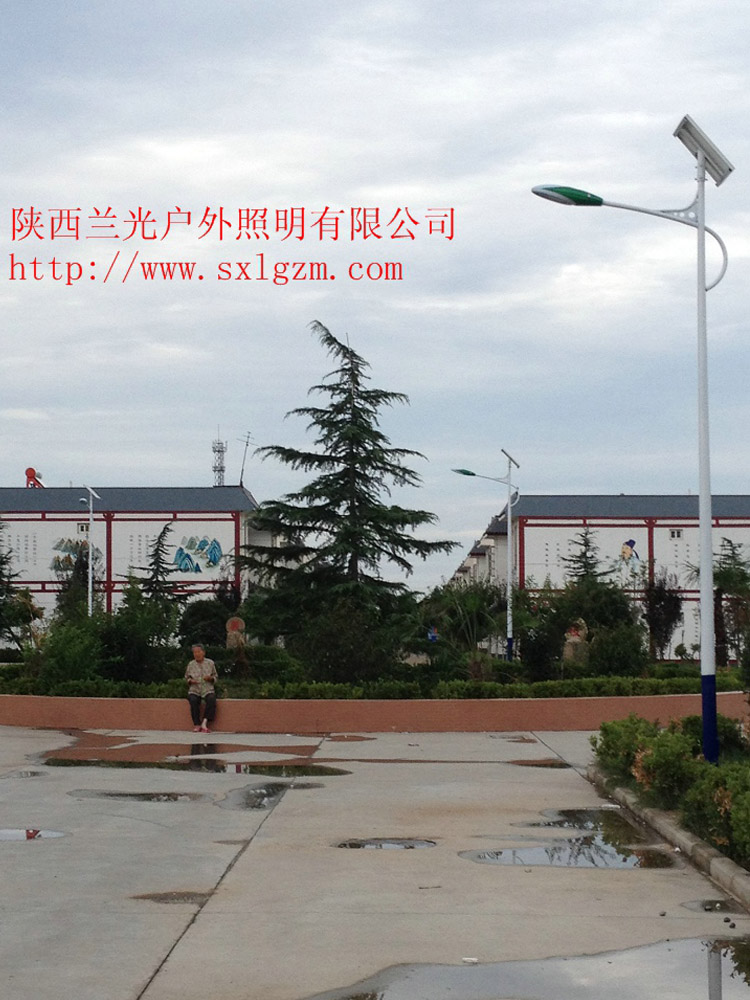 農村太陽能路燈安裝 農村太陽能路燈安裝